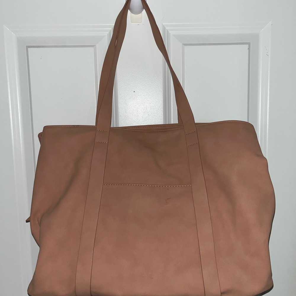 Universal Thread Tan Duffel Bag Soft Leather